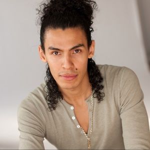 Meet your Posher, Ofilio